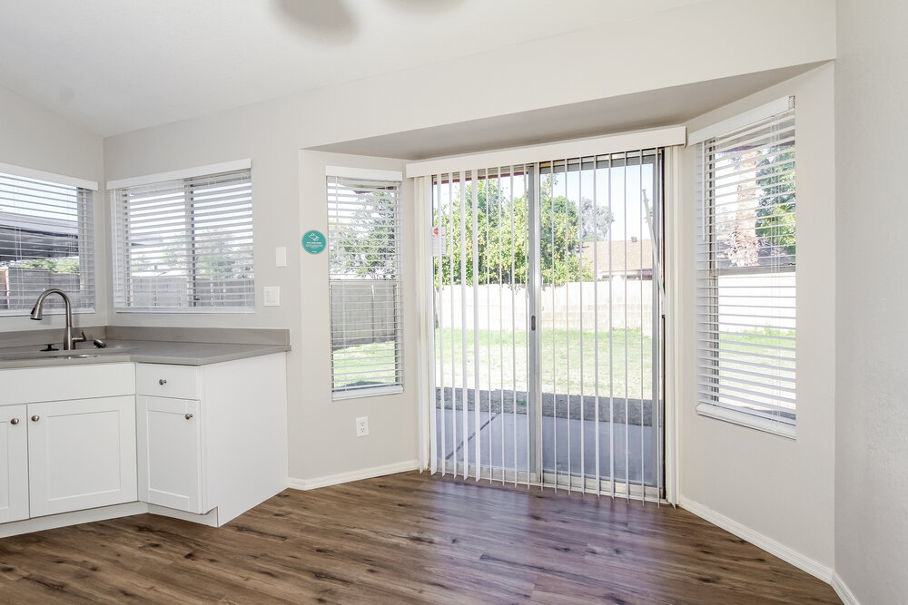 208 W Oraibi Dr photo 5