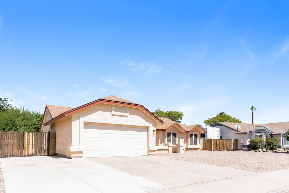 7580 W San Miguel Ave photo 3