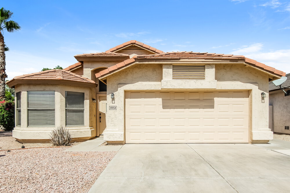 19958 N 65th Dr Glendale, AZ 85308 photo 2