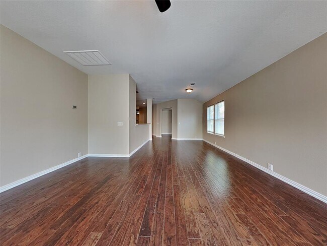8624 Tumbleweed Drive, Aubrey, TX 76227 photo 2