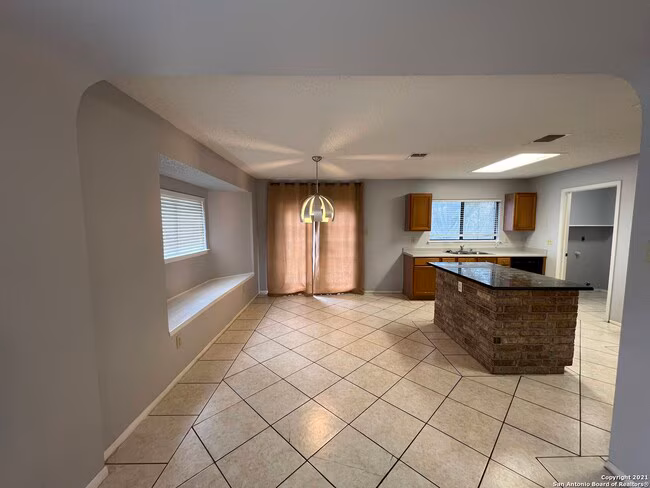 15403 Corian Creek Dr San Antonio, TX 78247 photo 4