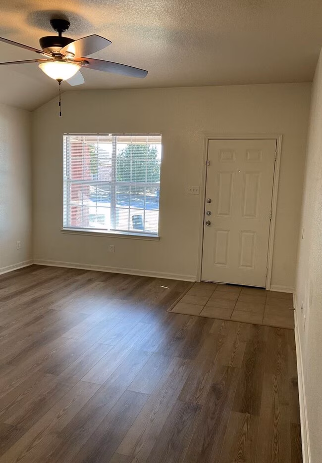 1403 Cinch Dr Killeen, TX 76549 photo 2