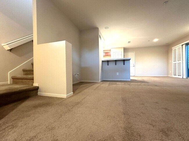 Wonderful 3 Bed, 2.5 Bath Townhome in Brentwood photo 3
