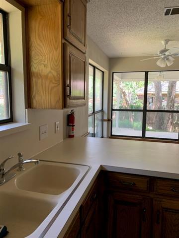 204 Bremen Drive, Hurst, TX 76054 photo 3
