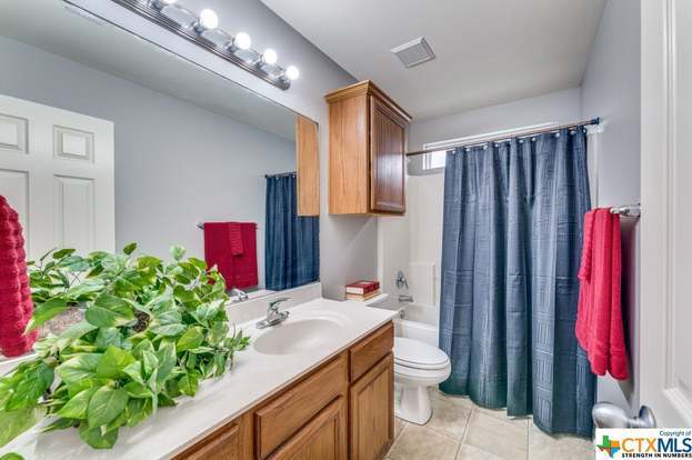 5704 Meadow Wood Dr Temple, TX 76502 photo 2