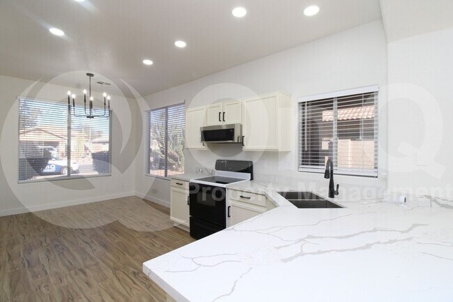 227 West Del Rio Street, Gilbert, AZ 85233 photo 5