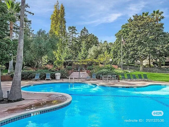 7226 Shelter Creek Ln San Bruno, CA 94066 photo 2