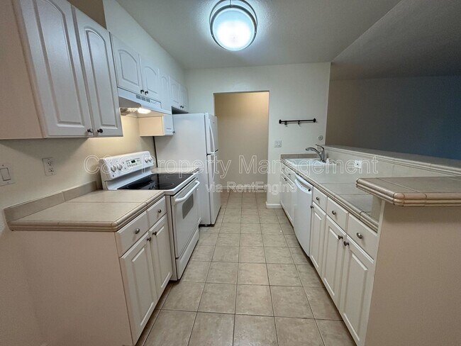 466 Crescent St Oakland, CA 94610
