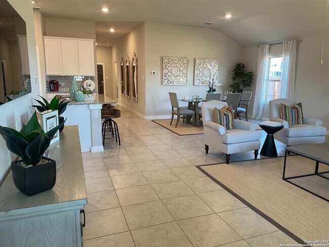 13420 Sendero Roble San Antonio, TX 78253 photo 3