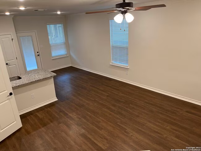 10342 Lynwood Branch San Antonio, TX 78245 photo 4