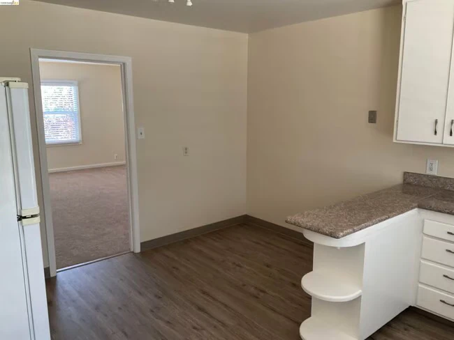 510 McLaughlin St Richmond, CA 94805 photo 4