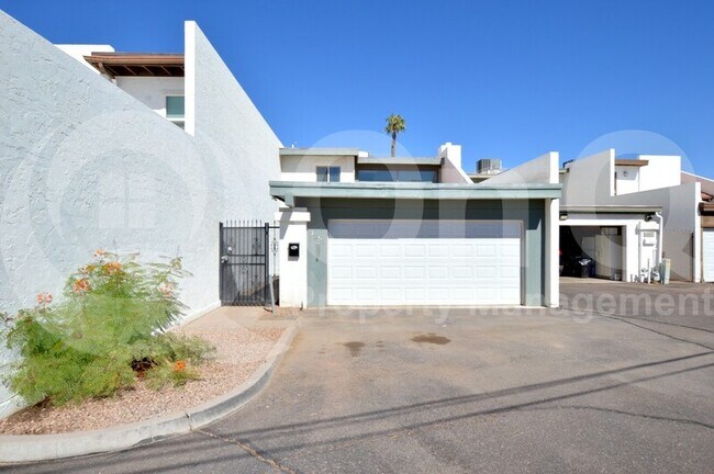 3253 South Fairfield Drive, Tempe, AZ 85282 photo 2