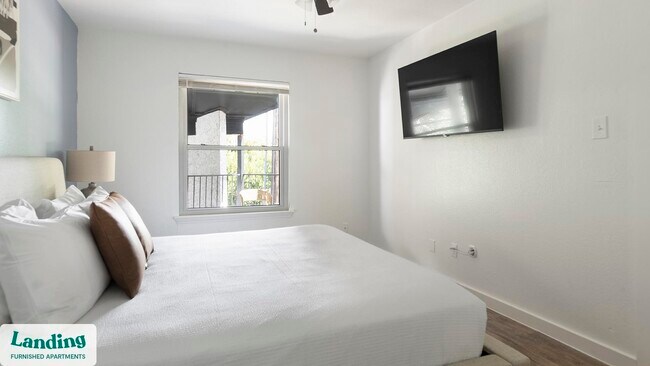 1225 E Pleasant Run Rd DeSoto, TX 75115 photo 3