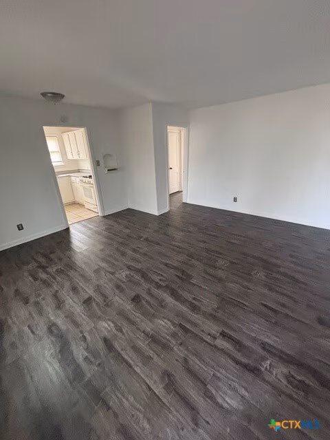 802 W Dean Ave Killeen, TX 76541 photo 2