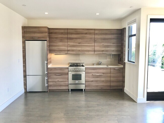 413 Valencia Street, San Francisco, CA 94103 photo 4
