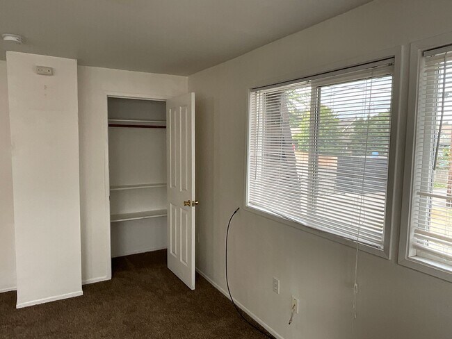 1911 26th St Everett, WA 98201 photo 4