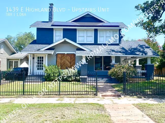 1439 E Highland Blvd San Antonio, TX 78210 photo 2