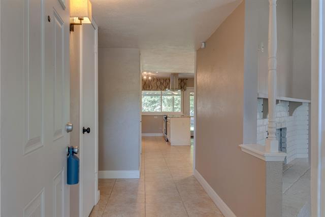 6603 Blackberry Dr Arlington, TX 76016 photo 3