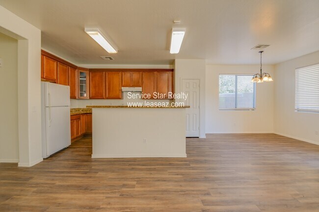 3027 S 94th Ave photo 5