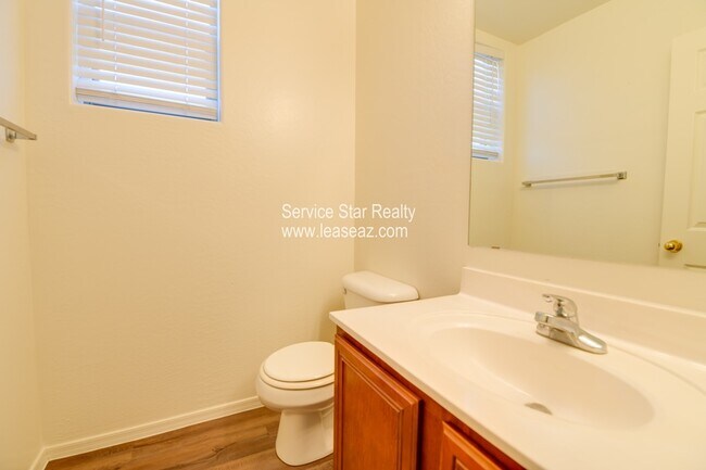 3027 S 94th Ave photo 4