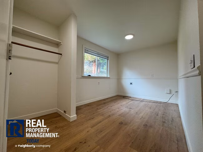 910 N Union Ave Tacoma, WA 98406 photo 2