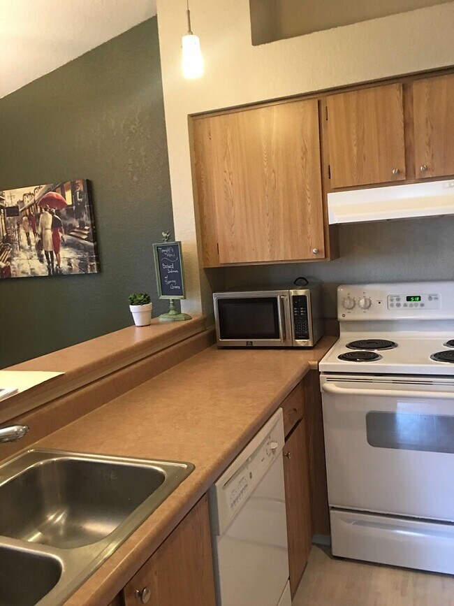 1700 West Sunn Fjord Lane, Bremerton, WA 98312 photo 5