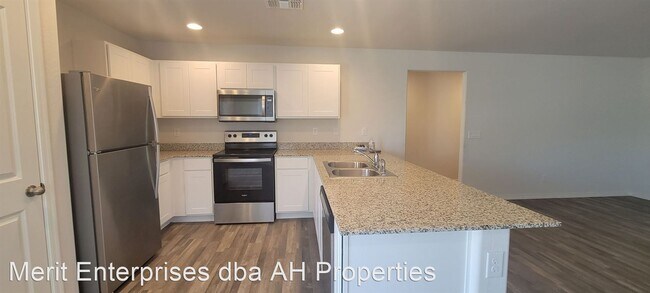 2042 E Julian Dr Casa Grande, AZ 85122 photo 4