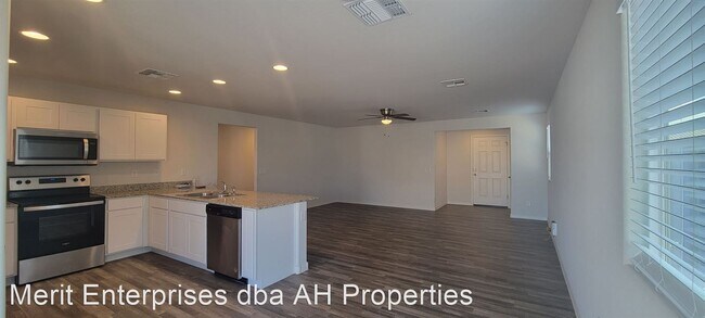 2042 E Julian Dr Casa Grande, AZ 85122 photo 5