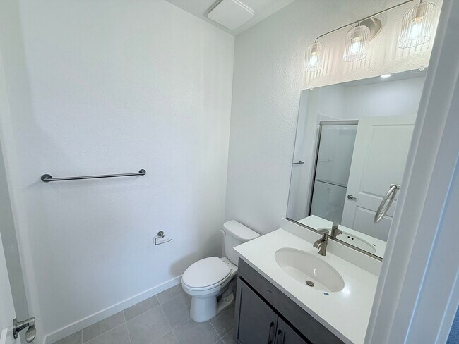 338 E Beatrice Ave Tracy, CA 95391 photo 5