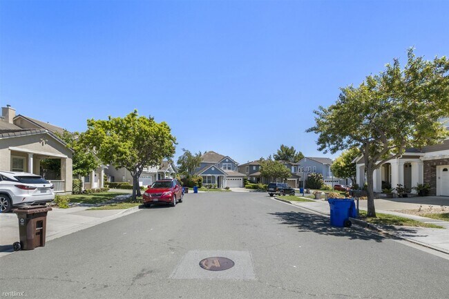 1051 Salt Spray Terrace, Hercules, CA 94547 photo 5