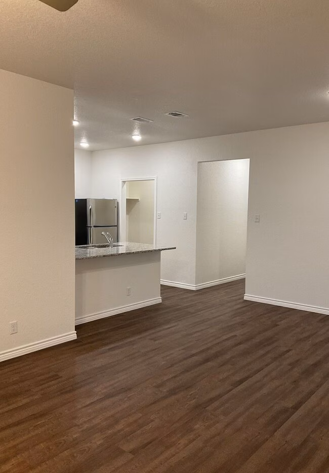 1109 Carlsberg Dr Killeen, TX 76549 photo 4
