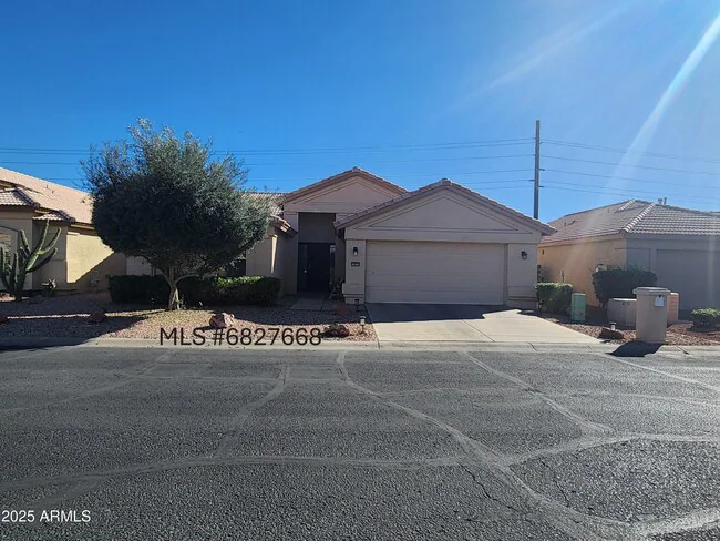 14813 W VERDE Lane photo 2