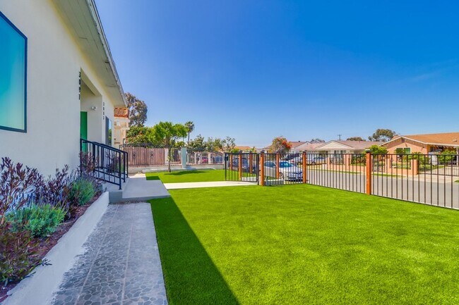 3083-3091 39th St San Diego, CA 92105 photo 5
