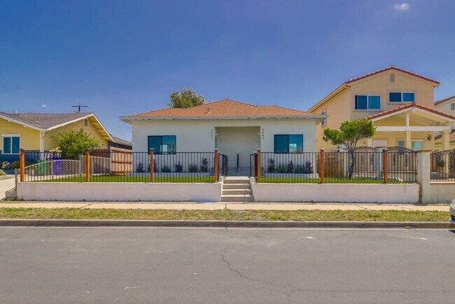 3083-3091 39th St San Diego, CA 92105 photo 2