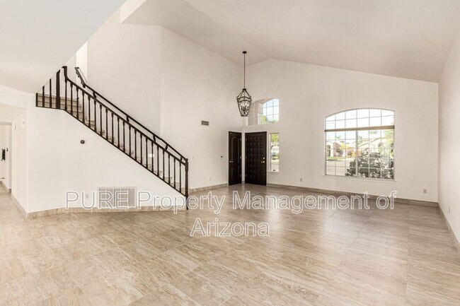 19004 N 35th Way photo 4