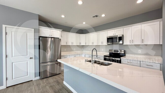 8375 W Concordia Dr Arizona City, AZ 85123 photo 3