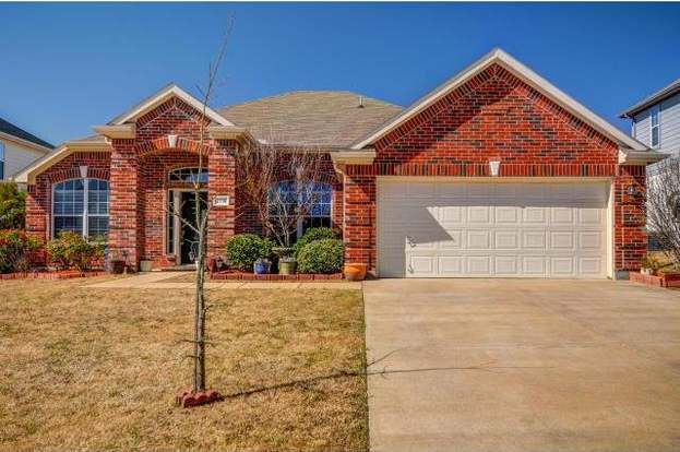 2715 Logan Dr Mansfield, TX 76063 photo 2