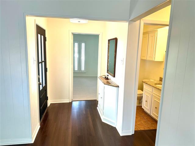 10609 Sandpiper Lane, Dallas, TX 75230 photo 3