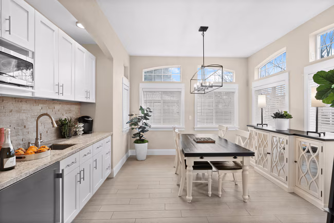 Garden Villa Apartments photo 5