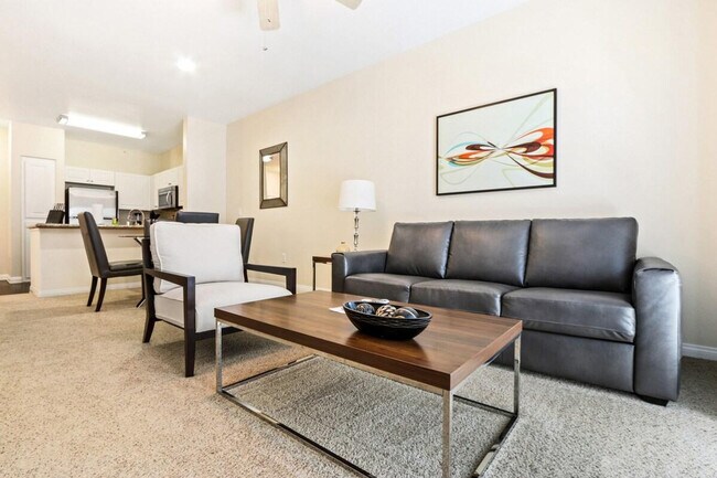 9065 Sydney Ct San Diego, CA 92122 photo 2