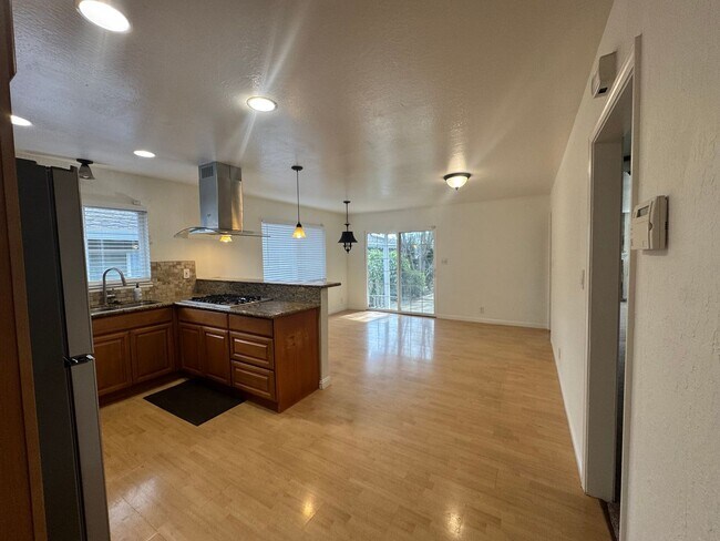 Beautiful Home in Castro Valley photo 3