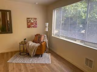Jackson Lake Apartments photo 2
