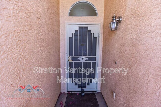11937 N 110th Way photo 4
