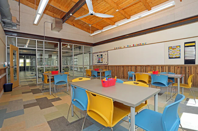 Lakeline Station Apartments photo 3