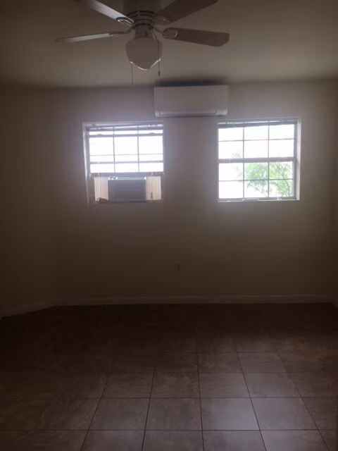 4709 Harmon Ave Austin, TX 78751 photo 4