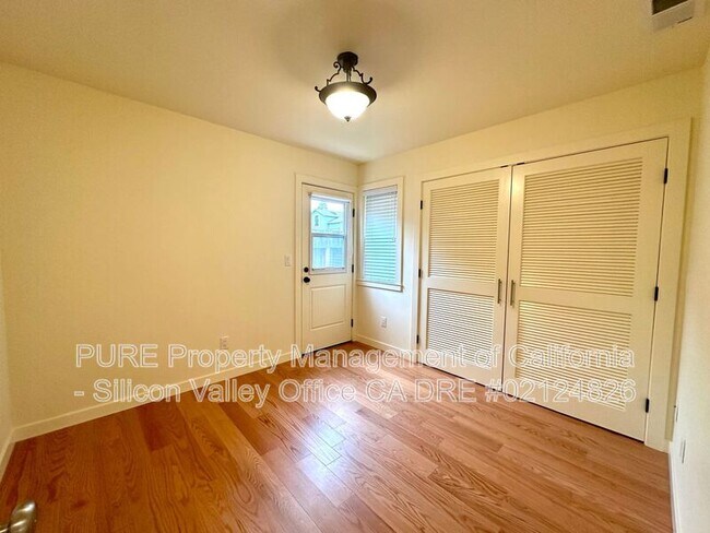 125 Dake Ave Santa Cruz, CA 95062 photo 3