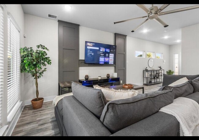 4681 Bellfort Street, Houston, TX 77051 photo 4