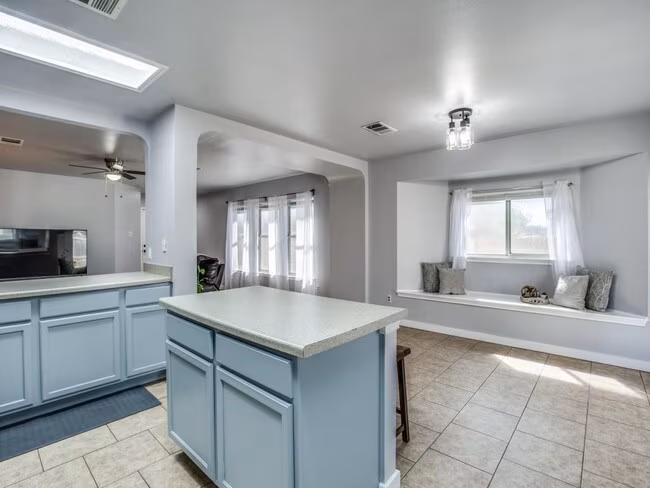 201 Sil Cove Leander, TX 78641 photo 5