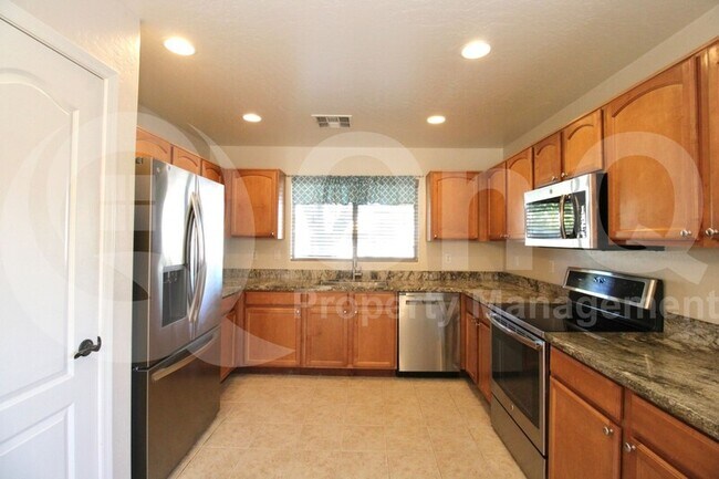 21495 East Via Del Palo photo 3