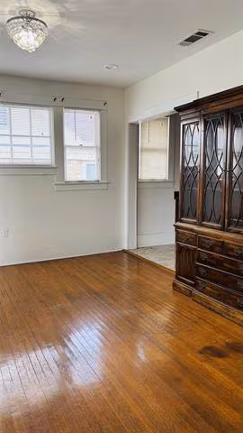 4616 Eastside Ave Dallas, TX 75226 photo 4